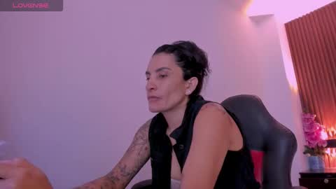 Snapshot of ada_oconnor_x_ chatting on November 24, 5:23 pm ada oconnor x ..flaca..bella online show from November 24, 5:23 pm