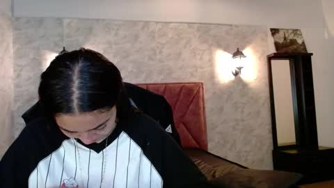 Snapshot of adaira31 chatting on December 16, 4:28 am Adaira online show from December 16, 4:28 am