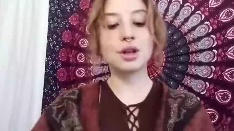 Adalyn online show from October 6, 6:22 am