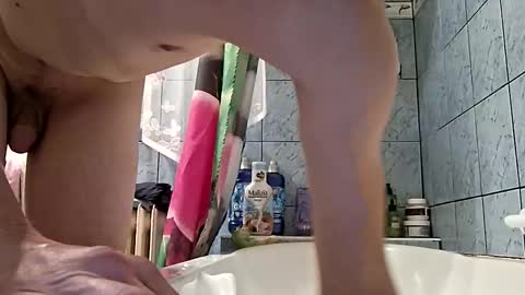 adam000985057 online show from October 8, 9:34 pm