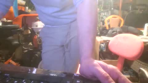 adam000985057 online show from December 5, 2:09 am