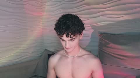 Adam online show from December 14, 7:25 pm