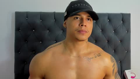 Snapshot of adam_boss chatting on January 30, 7:39 am adam boss online show from January 30, 7:39 am