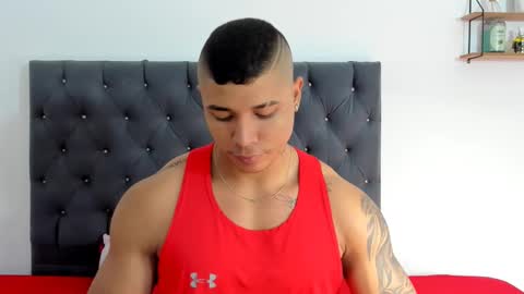 Snapshot of adam_boss chatting on February 25, 12:34 pm adam boss online show from February 25, 12:34 pm