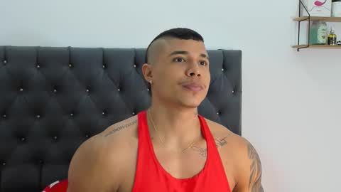 Snapshot of adam_boss chatting on March 11, 4:32 am adam boss online show from March 11, 4:32 am