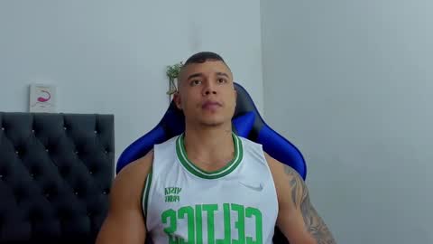 Snapshot of adam_boss chatting on October 6, 9:34 pm adam boss online show from October 6, 9:34 pm