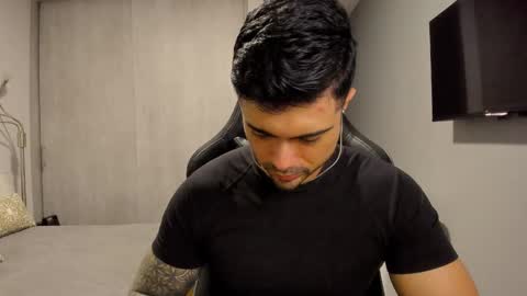 adam clarke online show from February 28, 9:01 pm