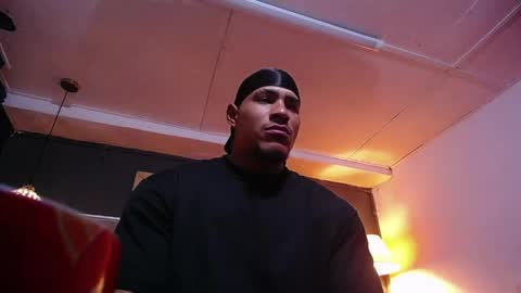 adam_fit19cm online show from April 20, 2:09 pm