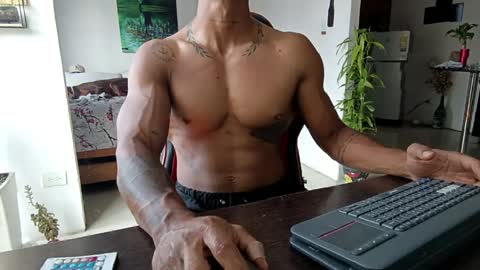 Adam Valencia online show from April 4, 9:34 pm