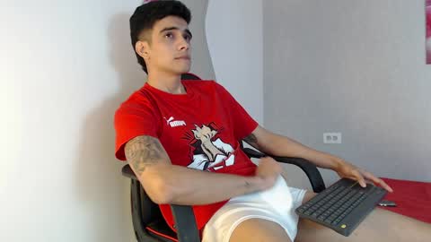 Snapshot of adama_soa chatting on February 2, 9:30 am Hello guys excuse my absence I will be absent for several days for health reasons I hope you understand thank you very much. online show from February 2, 9:30 am