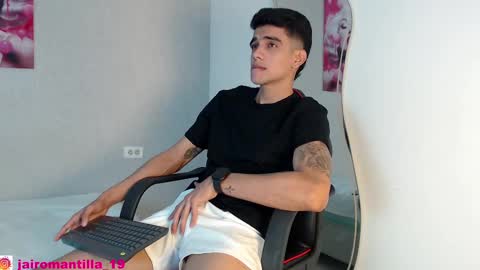 Snapshot of adama_soa chatting on February 18, 4:37 am Hello guys excuse my absence I will be absent for several days for health reasons I hope you understand thank you very much. online show from February 18, 4:37 am