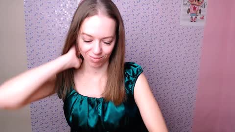 adamais_ online show from December 31, 7:10 am