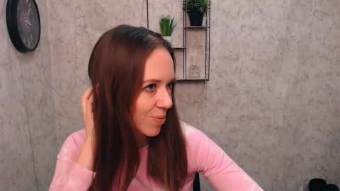 adamais_ online show from February 11, 10:48 am