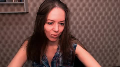 adamais_ online show from February 28, 7:26 am