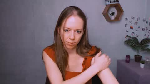 adamais_ online show from October 8, 10:46 am