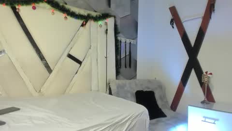 Snapshot of adammendoza34 chatting on November 27, 2:46 am adammendoza34 online show from November 27, 2:46 am