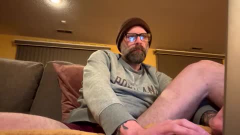 Snapshot of adamofeternia44 chatting on February 28, 5:19 am adamofeternia44 online show from February 28, 5:19 am