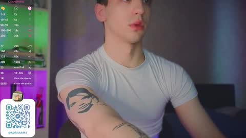 Snapshot of adampolerno chatting on March 10, 11:32 am Hi Im Adam Glad to see u here 3 And its my first day online show from March 10, 11:32 am