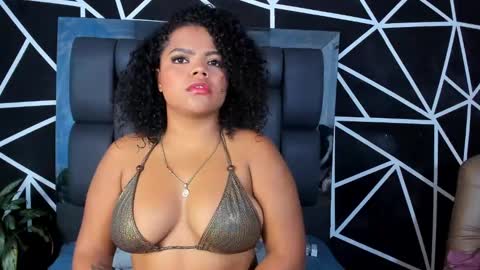 Cloe Adams  online show from March 3, 9:44 am