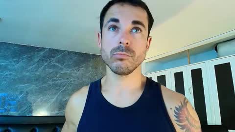 Im Adams Sanz online show from February 28, 7:15 pm