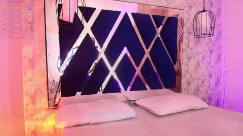 Snapshot of adara_evanss chatting on November 14, 11:46 pm Adara online show from November 14, 11:46 pm