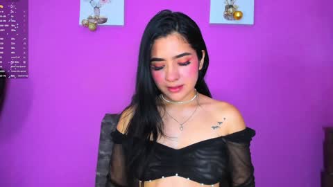 Snapshot of adara_johnson_ chatting on January 16, 11:37 am Adara Johnson online show from January 16, 11:37 am
