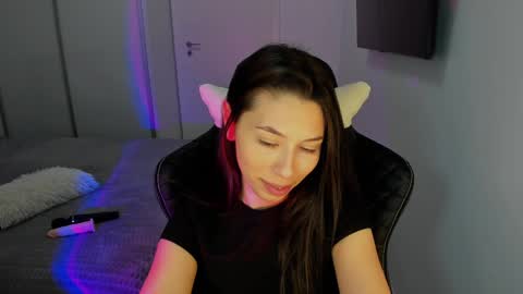 Adda online show from February 5, 7:10 pm