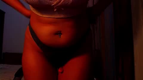 Snapshot of addicted2uts chatting on October 11, 2:22 am amy online show from October 11, 2:22 am