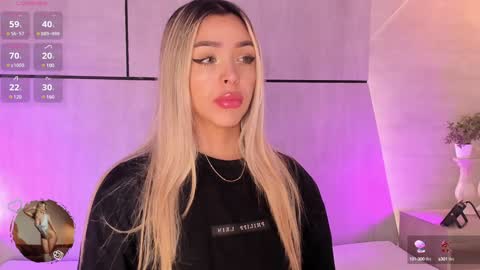 A D D I S O N  online show from January 3, 7:50 pm