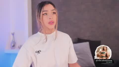 Snapshot of addison_baker chatting on February 25, 7:58 pm A D D I S O N online show from February 25, 7:58 pm