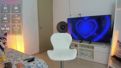 Snapshot of addison_sparkle chatting on September 24, 9:34 am ..   .. independent model online show from September 24, 9:34 am