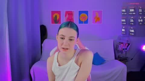 Adelle online show from March 4, 5:24 am