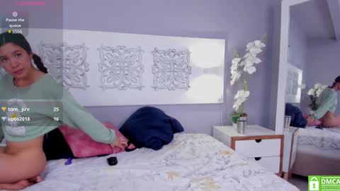 Snapshot of adelaa_11 chatting on January 27, 3:18 pm Adela Worsth online show from January 27, 3:18 pm