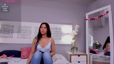 Snapshot of adelaa_11 chatting on February 28, 6:52 pm Adela Worsth online show from February 28, 6:52 pm