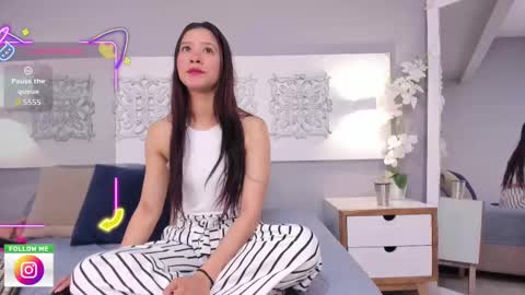 Snapshot of adelaa_11 chatting on October 9, 1:20 pm Adela Worsth online show from October 9, 1:20 pm