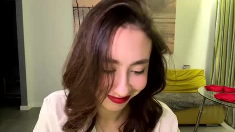 Stella online show from February 17, 7:20 pm