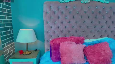 Snapshot of adelainebest chatting on September 14, 3:05 am Adelaine online show from September 14, 3:05 am