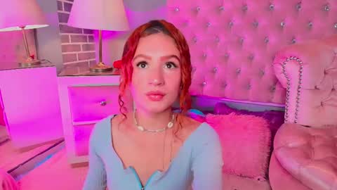 Snapshot of adelainebest chatting on October 24, 5:48 am Adelaine online show from October 24, 5:48 am