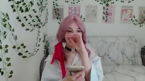 Snapshot of adele0_0 chatting on March 4, 2:10 pm Adele online show from March 4, 2:10 pm