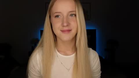 Adele online show from April 14, 8:59 pm