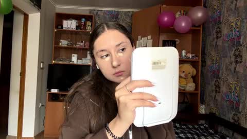 Snapshot of adeleapel chatting on February 26, 10:14 am Poly online show from February 26, 10:14 am