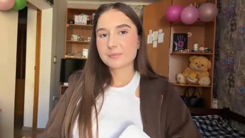 Poly online show from March 5, 8:32 am