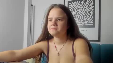 adelecruzz online show from April 10, 12:10 pm