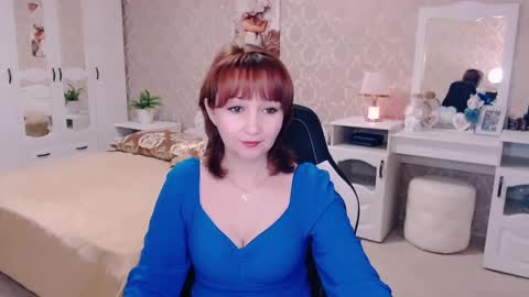 Snapshot of adelemoran chatting on December 21, 9:58 pm AdeleMoran online show from December 21, 9:58 pm