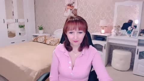 Snapshot of adelemoran chatting on February 9, 7:09 pm AdeleMoran online show from February 9, 7:09 pm