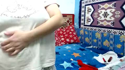 Larisa online show from November 3, 8:37 am