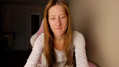 Adell online show from February 22, 10:30 pm