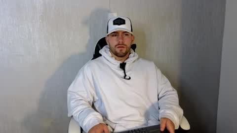 Ades online show from September 24, 11:46 am