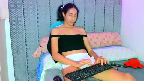 Snapshot of adhara365 chatting on December 24, 1:06 am adhara star 3 online show from December 24, 1:06 am