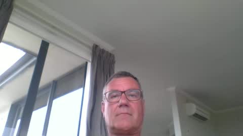 adjustable14 online show from December 2, 8:55 pm